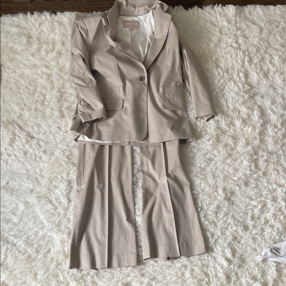 Banana republic Beige Two-Piece Suit Set